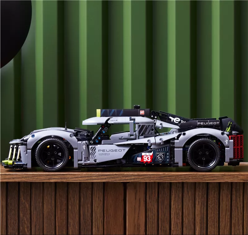 LEGO Technic Peugeot 9X8