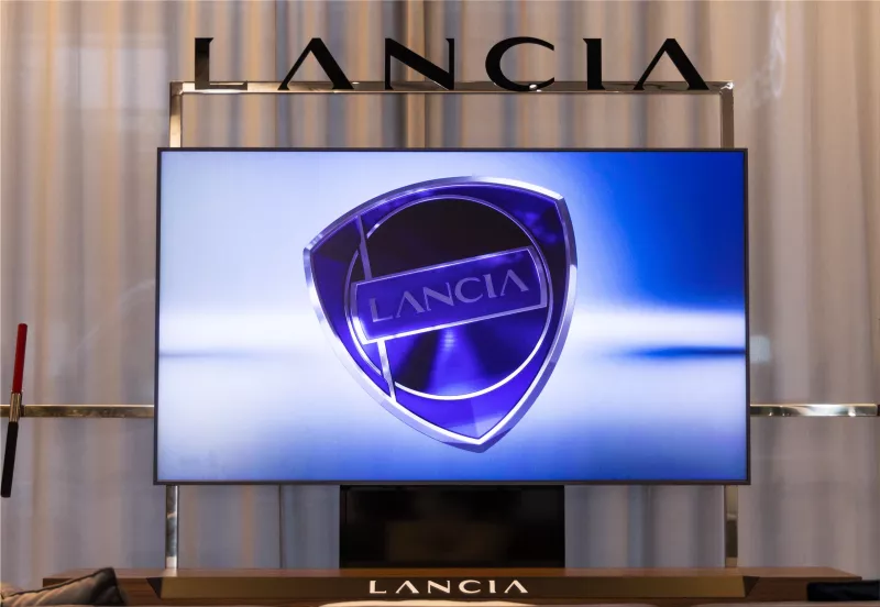 Lancia presented its new brand identity