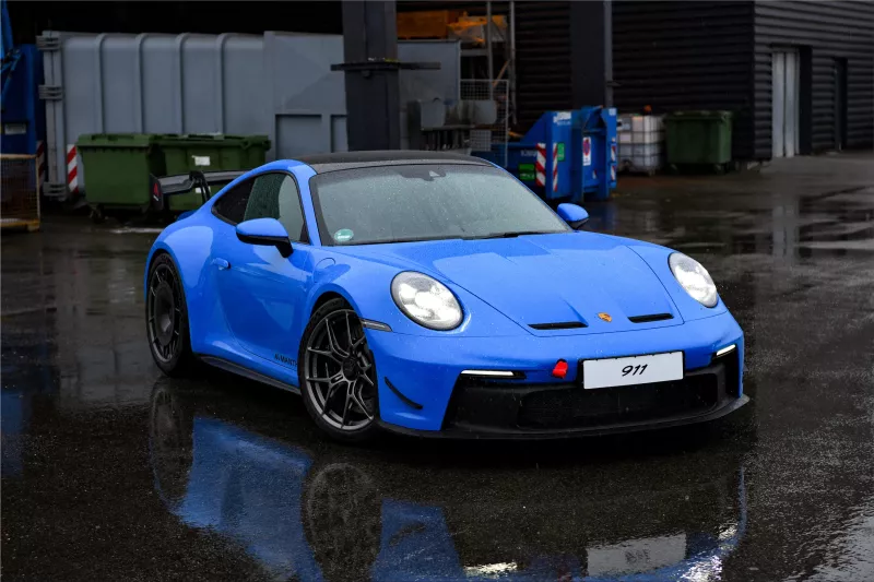 Porsche Center Copenhagen is certified to sell the original Manthey Performance Kit